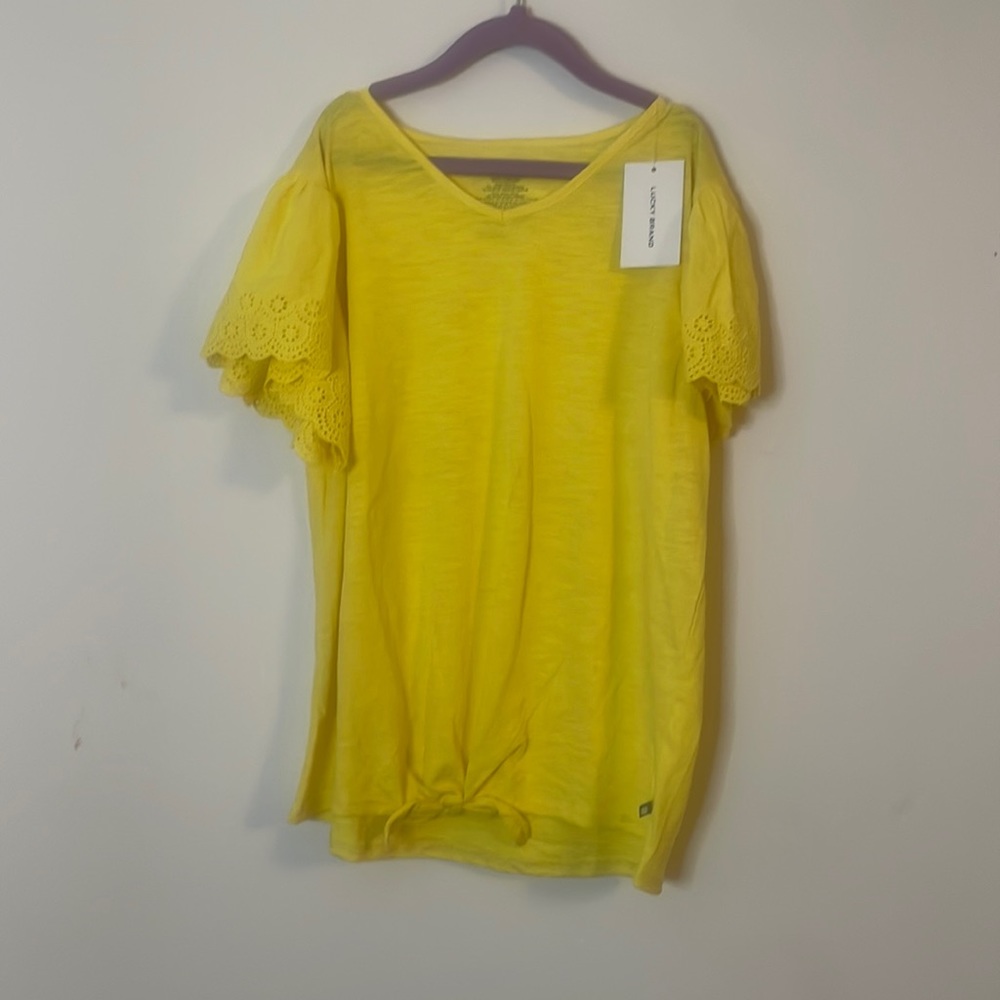 Lucky Brand Tshirt